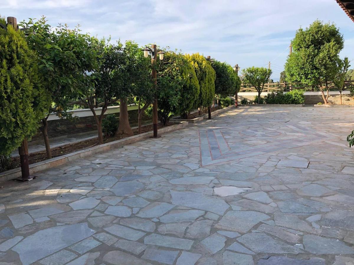 Villa Stone Nest Andros Livádhia Exterior foto